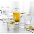 Ensemble de boissons en verre en or